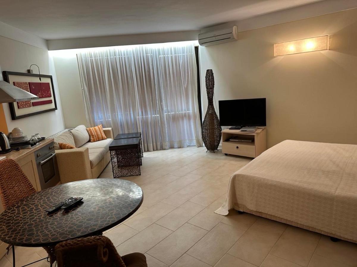 Апарт отель Oazis Vip Club Солнечный берег Экстерьер фото